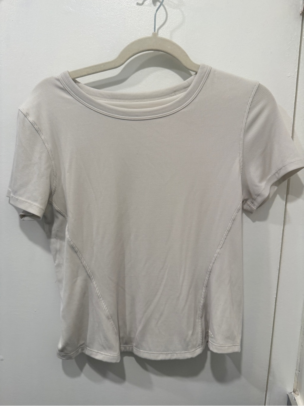 Beneunder top